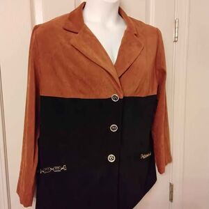 Women's Light weight Blazer, Size 18